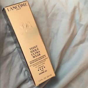 Lancome foundation 110 Ivoire (C)